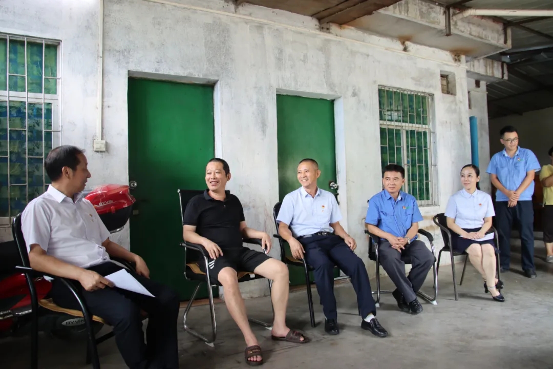 米乐（中国大陆）官方网站-MILE|米乐平台
米乐（中国大陆）官方网站-MILE|米乐平台党委开展“七一”走访慰问活动