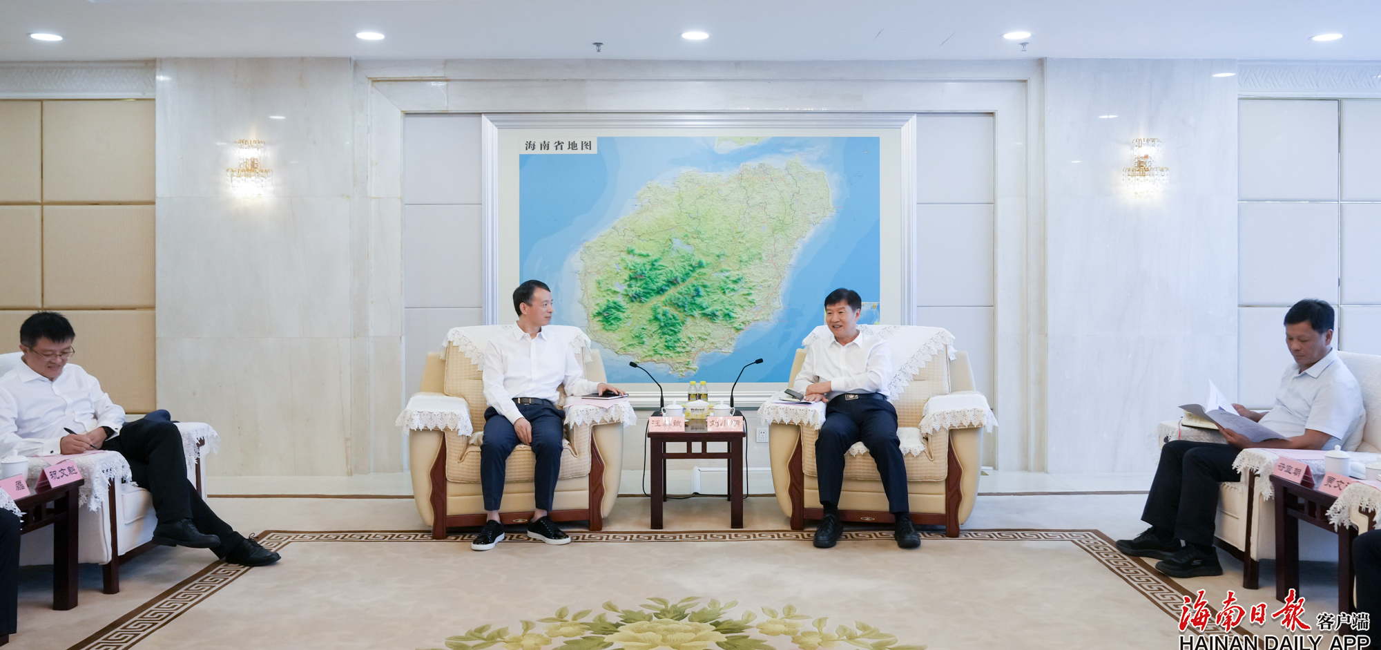 米乐（中国大陆）官方网站-MILE|米乐平台
省省长刘小明会见复星国际联席董事长汪群斌一行